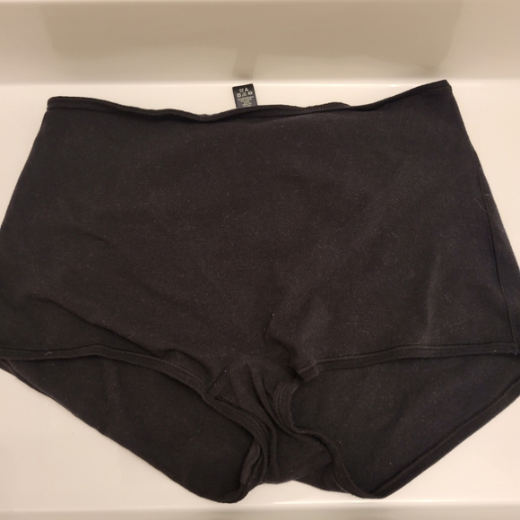 SKIMS Intimates & Sleepwear Skims Boyshort Size Xl Poshmark